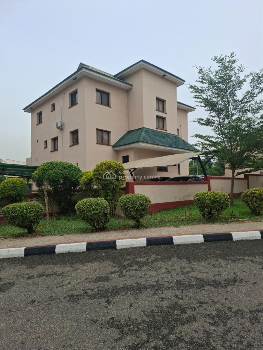 Nice 4 Bedroom Detached Duplex with Bq, Inside Estate at Maitama, Maitama District, Abuja, Detached Duplex for Sale
