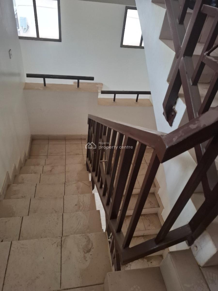 Nice 4 Bedroom Detached Duplex with Bq, Inside Estate at Maitama, Maitama District, Abuja, Detached Duplex for Sale