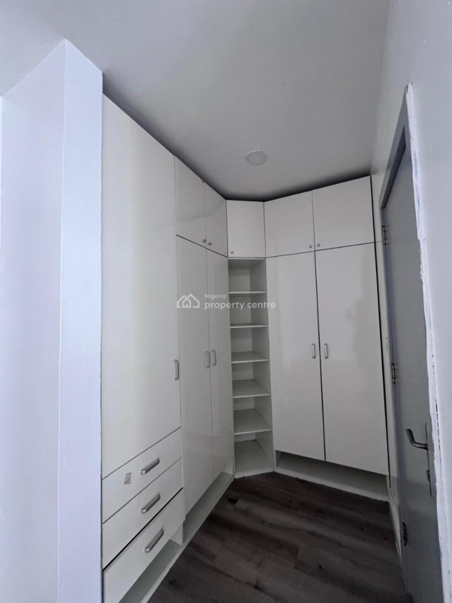 Luxurious and Serviced Masters Bedroom, Victoria Bay, Royal Pine Orchid Road, Lekki, Lagos, Self Contain (single Rooms) for Rent