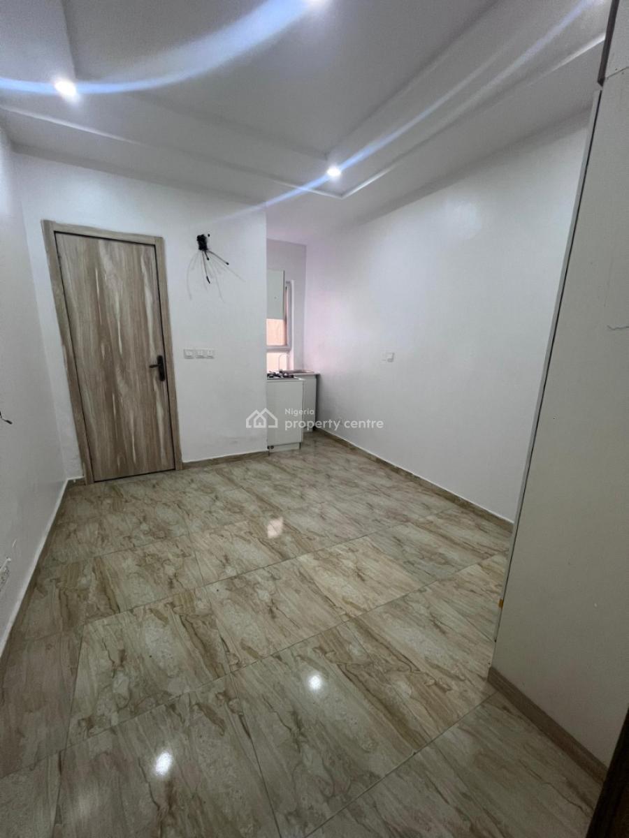 Spacious Semi Masters Room, Victoria Bay, Royal Pine Orchid Rd, Lekki, Lagos, Self Contain (single Rooms) for Rent