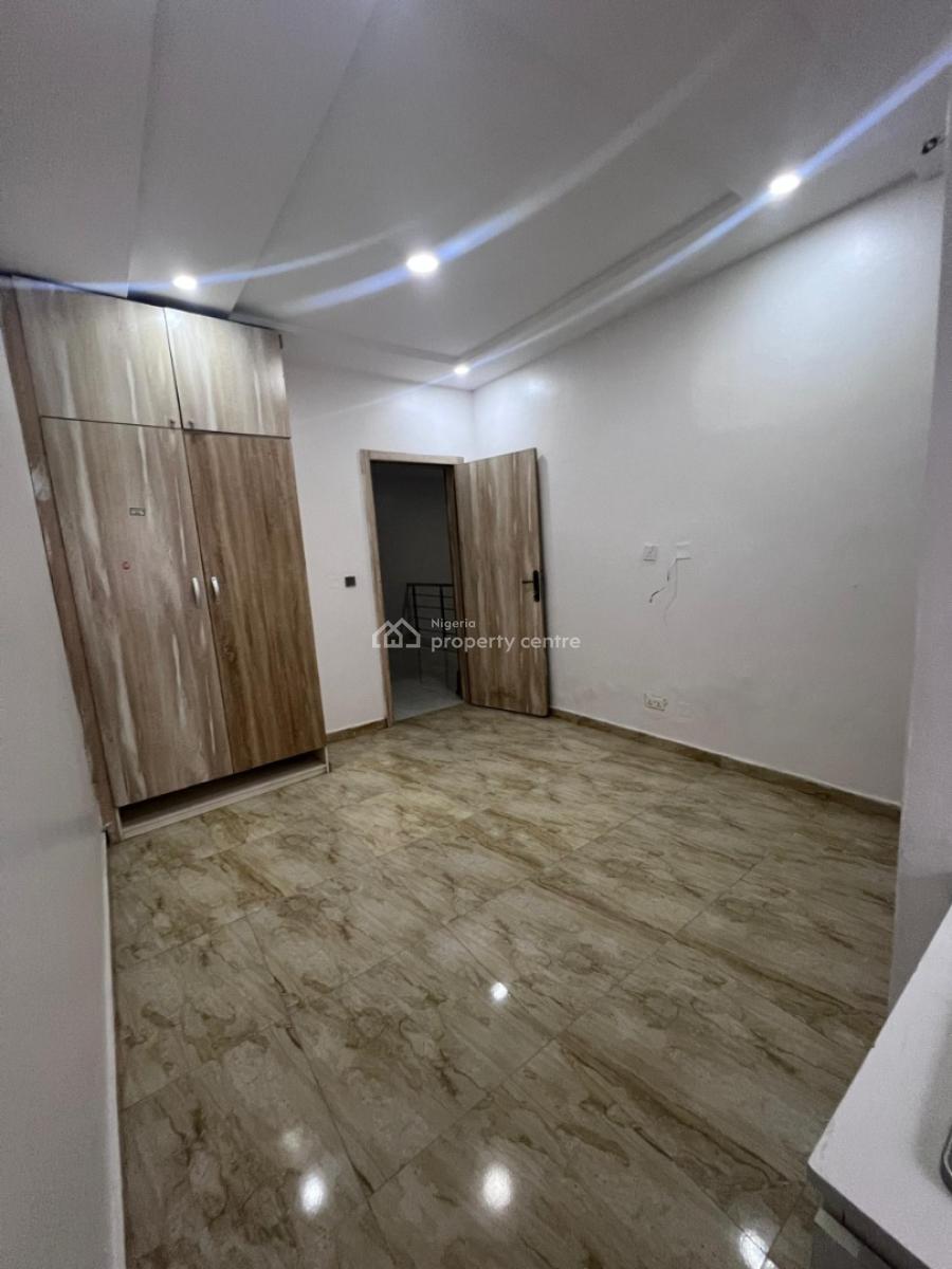 Spacious Semi Masters Room, Victoria Bay, Royal Pine Orchid Rd, Lekki, Lagos, Self Contain (single Rooms) for Rent