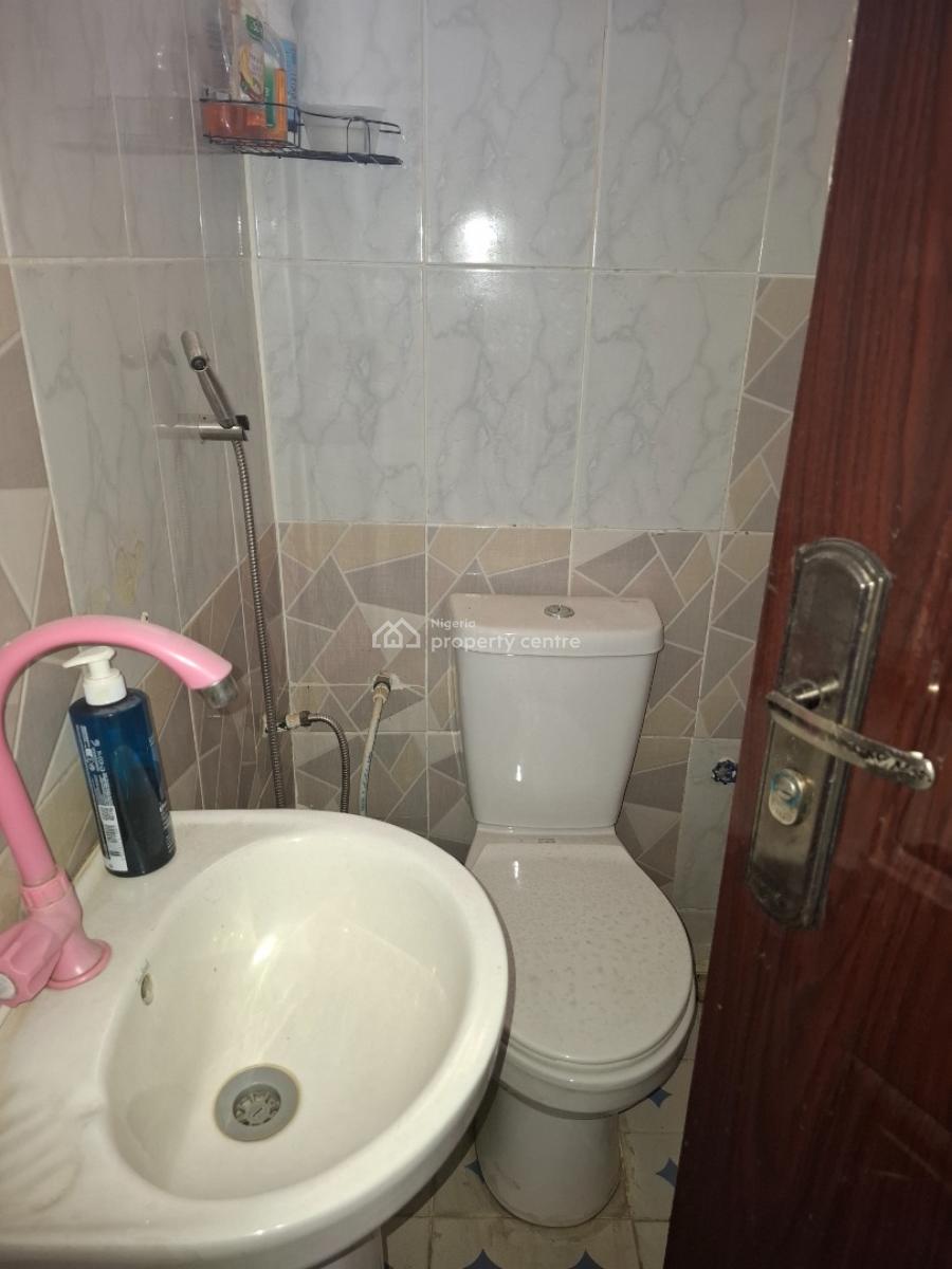 65 Sqm Shop Space on 3rd Floors with Elevator, on Ademola Adetokumbo Wuse2, Wuse 2, Abuja, Shop for Rent