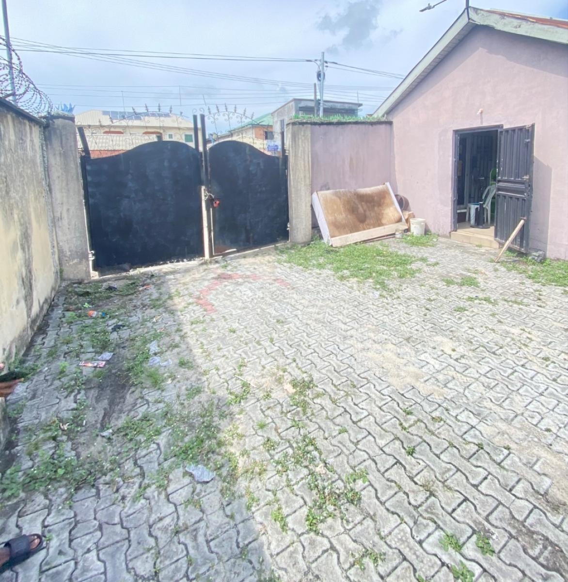 Commercial 3bedroom Bungalow on a Full Plot Facing a Major Road, Directly Facing Eputu Major Road, Eputu, Ibeju Lekki, Lagos, Detached Bungalow for Sale