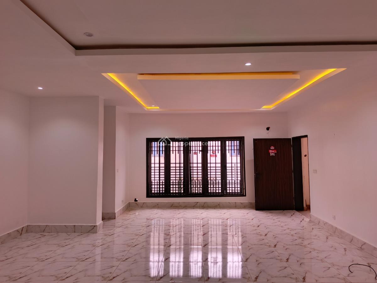Spacious 3 Bedroom Flat with Bq, Wuye, Abuja, Flat / Apartment for Rent