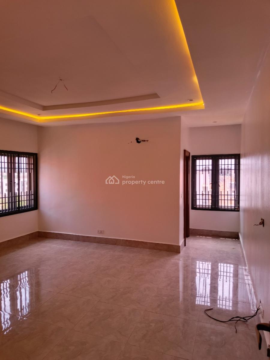 Spacious 3 Bedroom Flat with Bq, Wuye, Abuja, Flat / Apartment for Rent