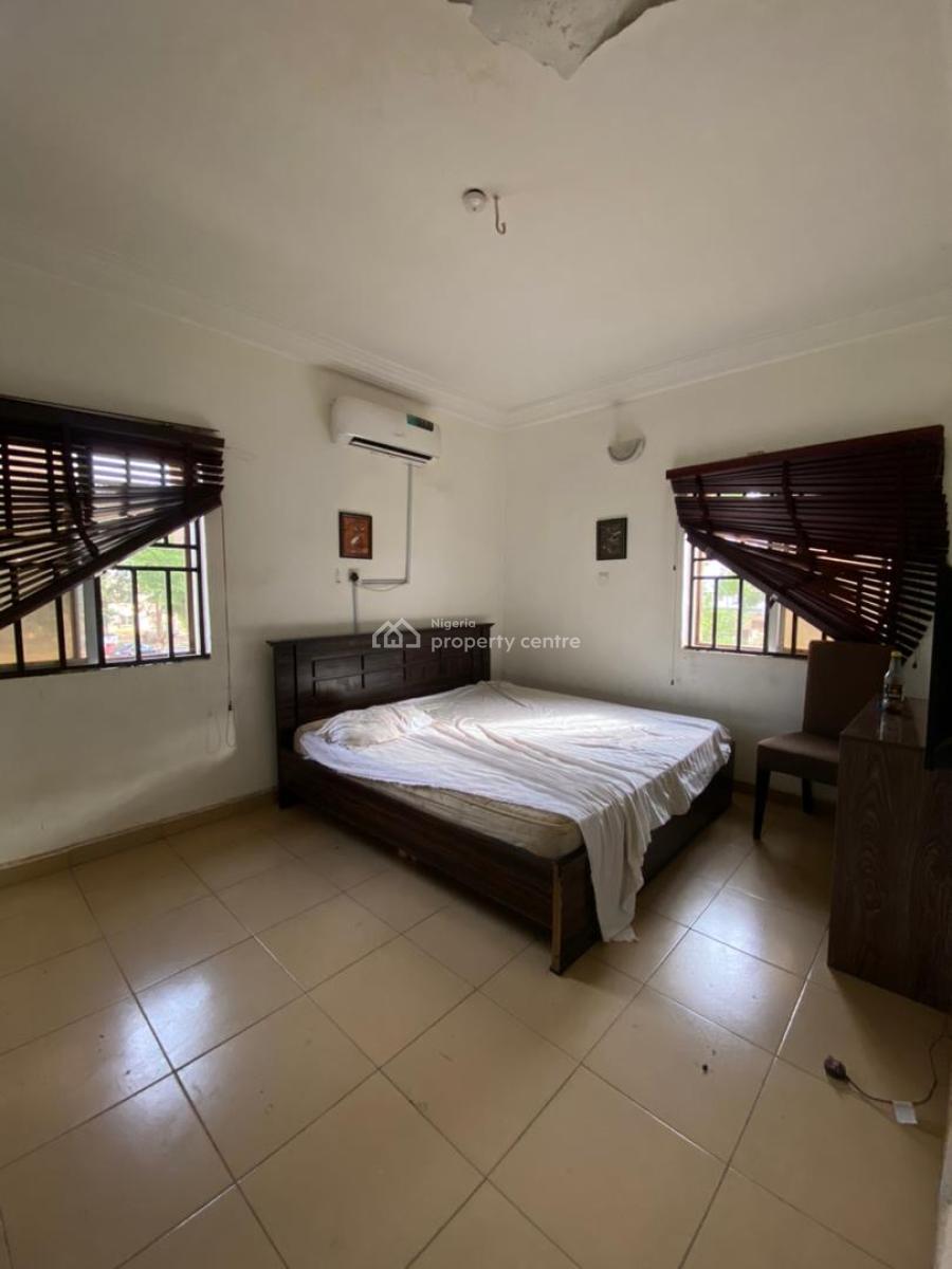 Recently Vacated Spacious 3 Bedroom Apartment, Zone 1, Wuse, Abuja, Flat / Apartment for Rent
