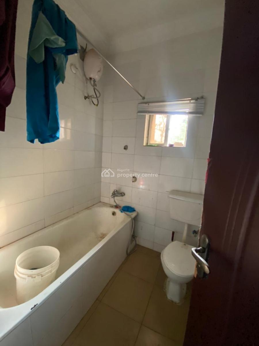 Recently Vacated Spacious 3 Bedroom Apartment, Zone 1, Wuse, Abuja, Flat / Apartment for Rent