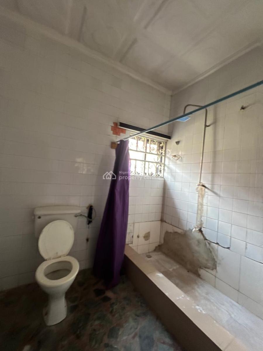 Standard Self Contain Upstairs, Admiralty Way By Brazas Plaza, Lekki Phase 1, Lekki, Lagos, Self Contain (single Rooms) for Rent