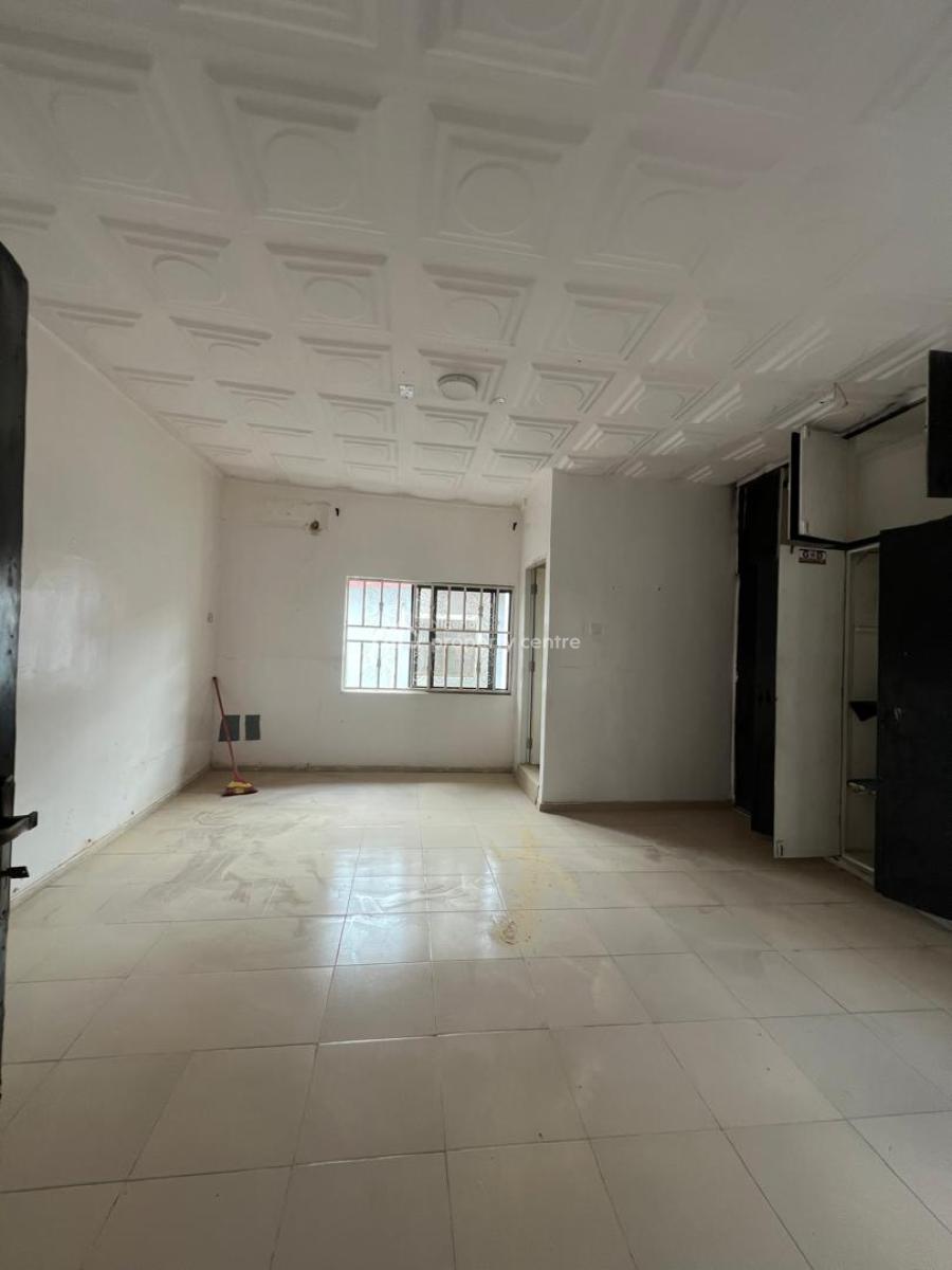 Standard Self Contain Upstairs, Admiralty Way By Brazas Plaza, Lekki Phase 1, Lekki, Lagos, Self Contain (single Rooms) for Rent