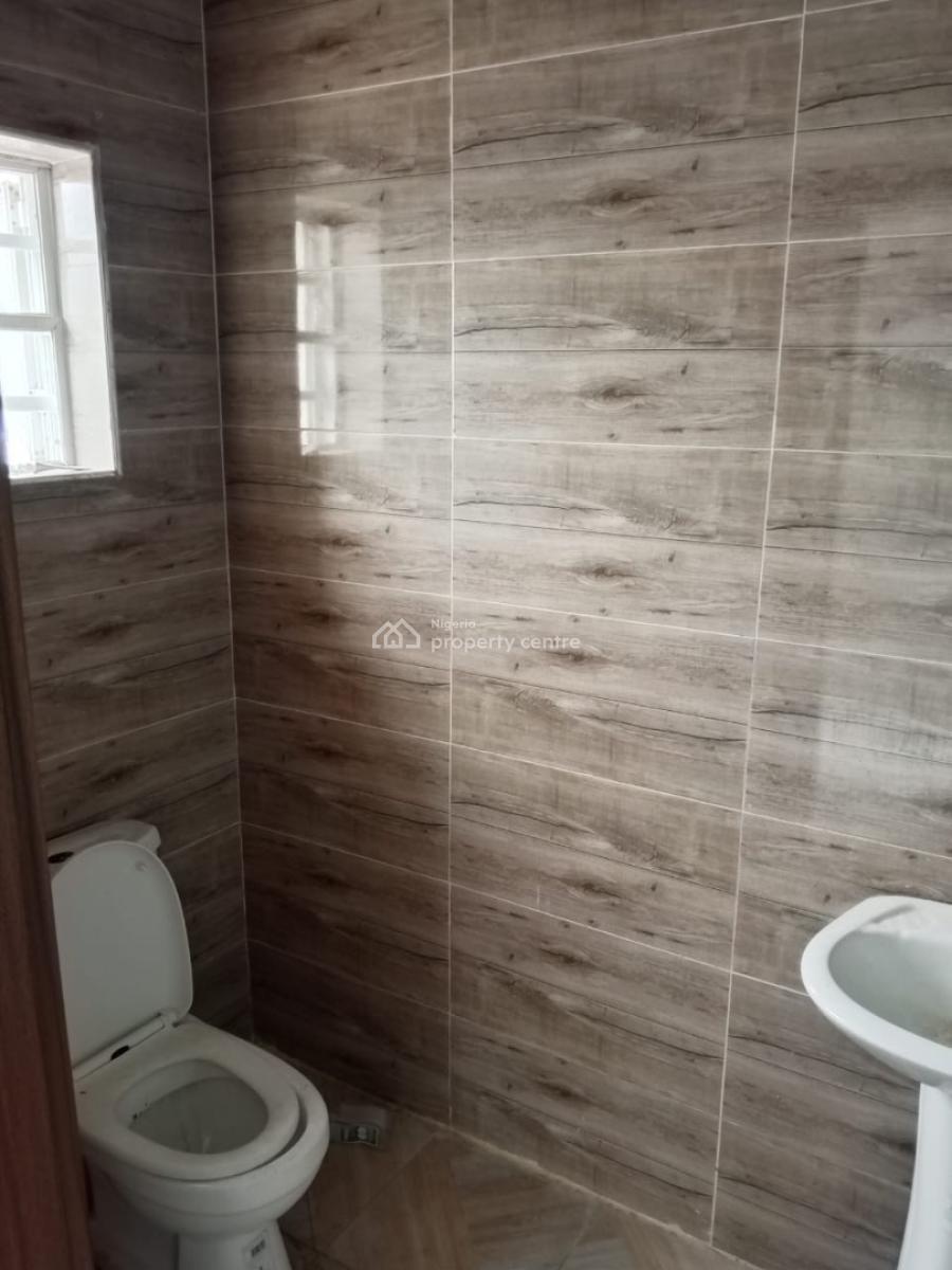 Luxury and Excellent 2 Bedrooms, Royal Palm Estate Badore, Ajah, Lagos, House for Rent