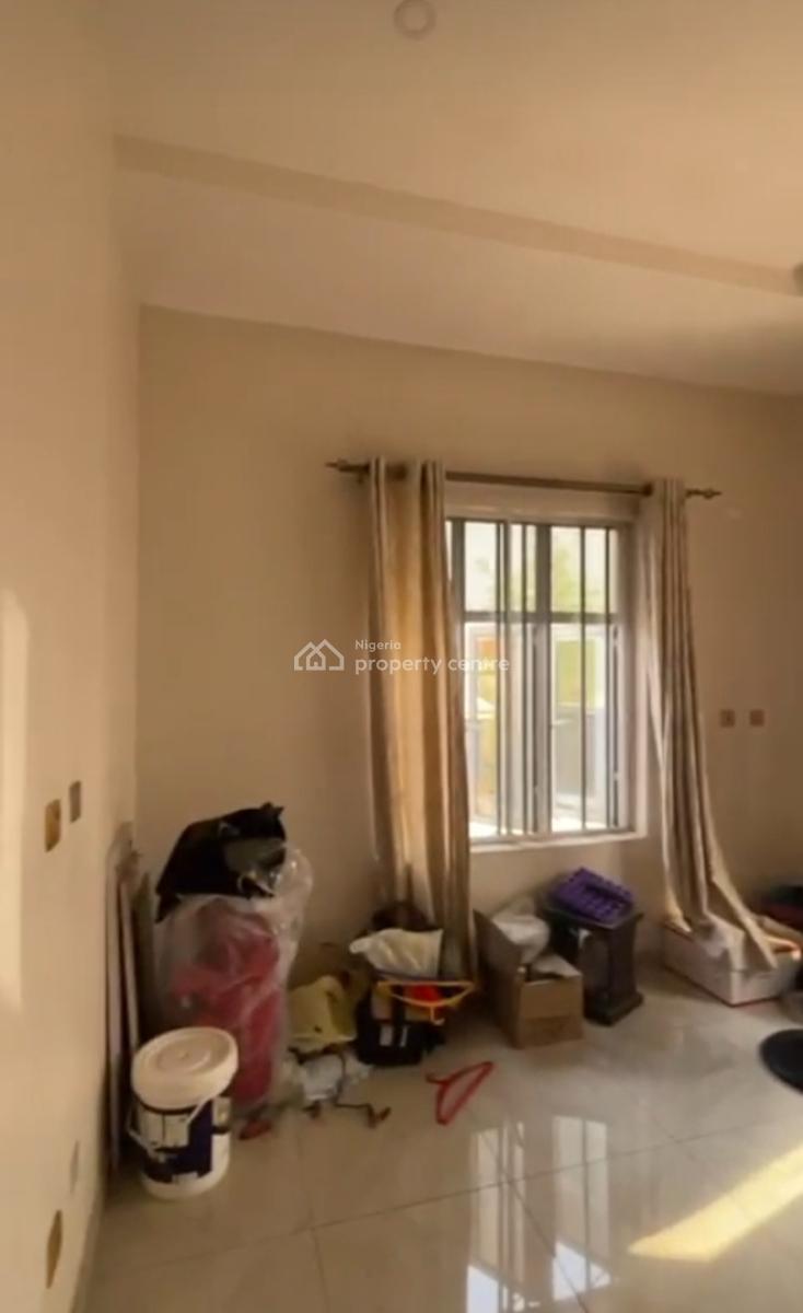 Exquisitely Maintained 5 Bedrooms Semi-detached House, Royal Garden Estate, Ajah, Lagos, Semi-detached Duplex for Sale