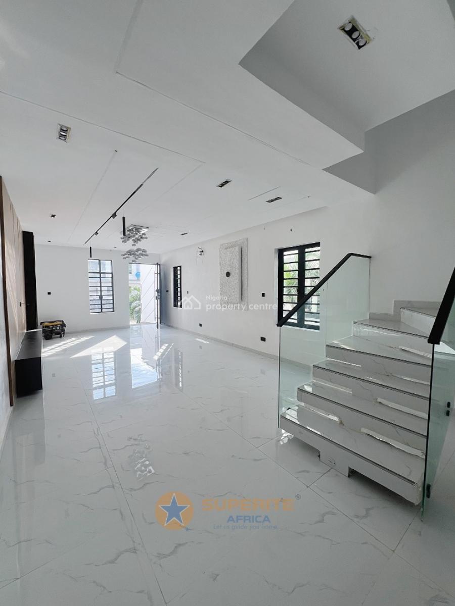 5-bedroom Semi-detached Duplex, Vgc, Lekki, Lagos, Semi-detached Duplex for Sale