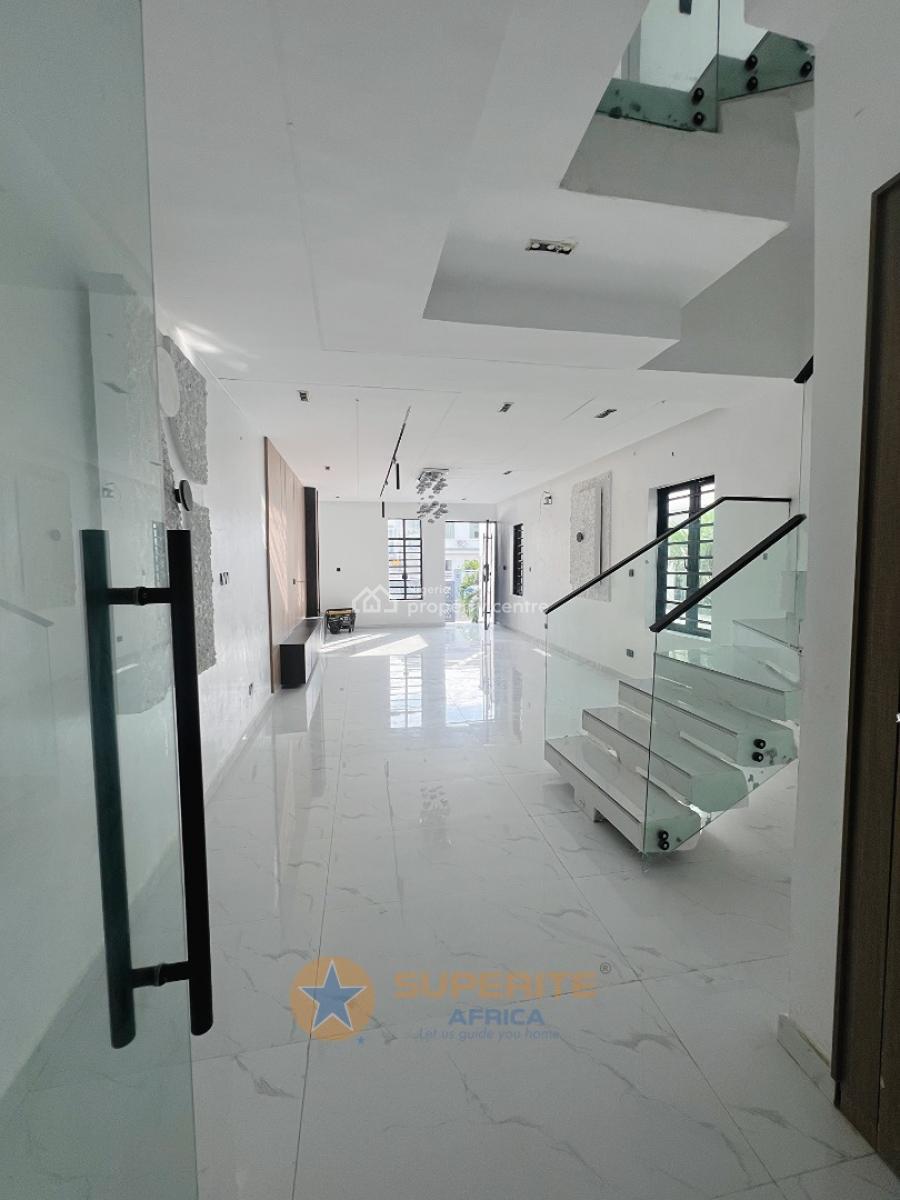 5-bedroom Semi-detached Duplex, Vgc, Lekki, Lagos, Semi-detached Duplex for Sale