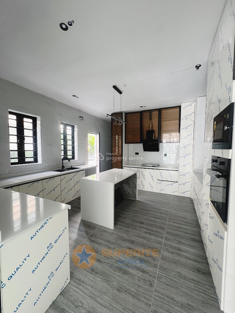 5-bedroom Semi-detached Duplex, Vgc, Lekki, Lagos, Semi-detached Duplex for Sale