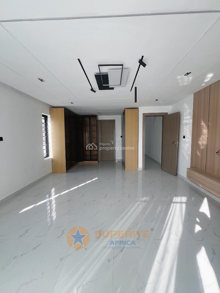 5-bedroom Semi-detached Duplex, Vgc, Lekki, Lagos, Semi-detached Duplex for Sale