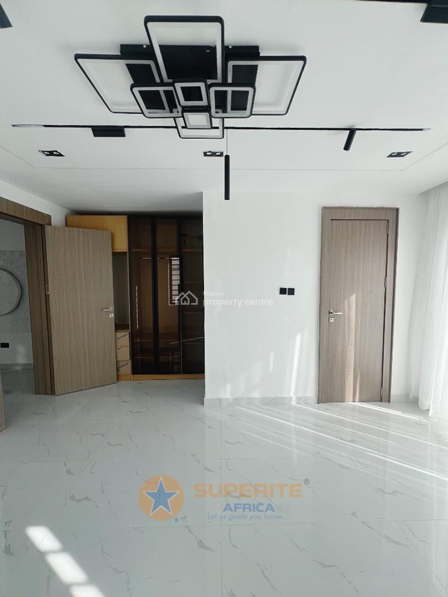 5-bedroom Semi-detached Duplex, Vgc, Lekki, Lagos, Semi-detached Duplex for Sale
