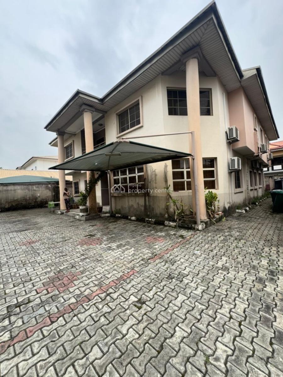 Land with Old 6 Bedroom Fully Detached Duplex, Lekki Phase 1, Lekki, Lagos, Land for Sale