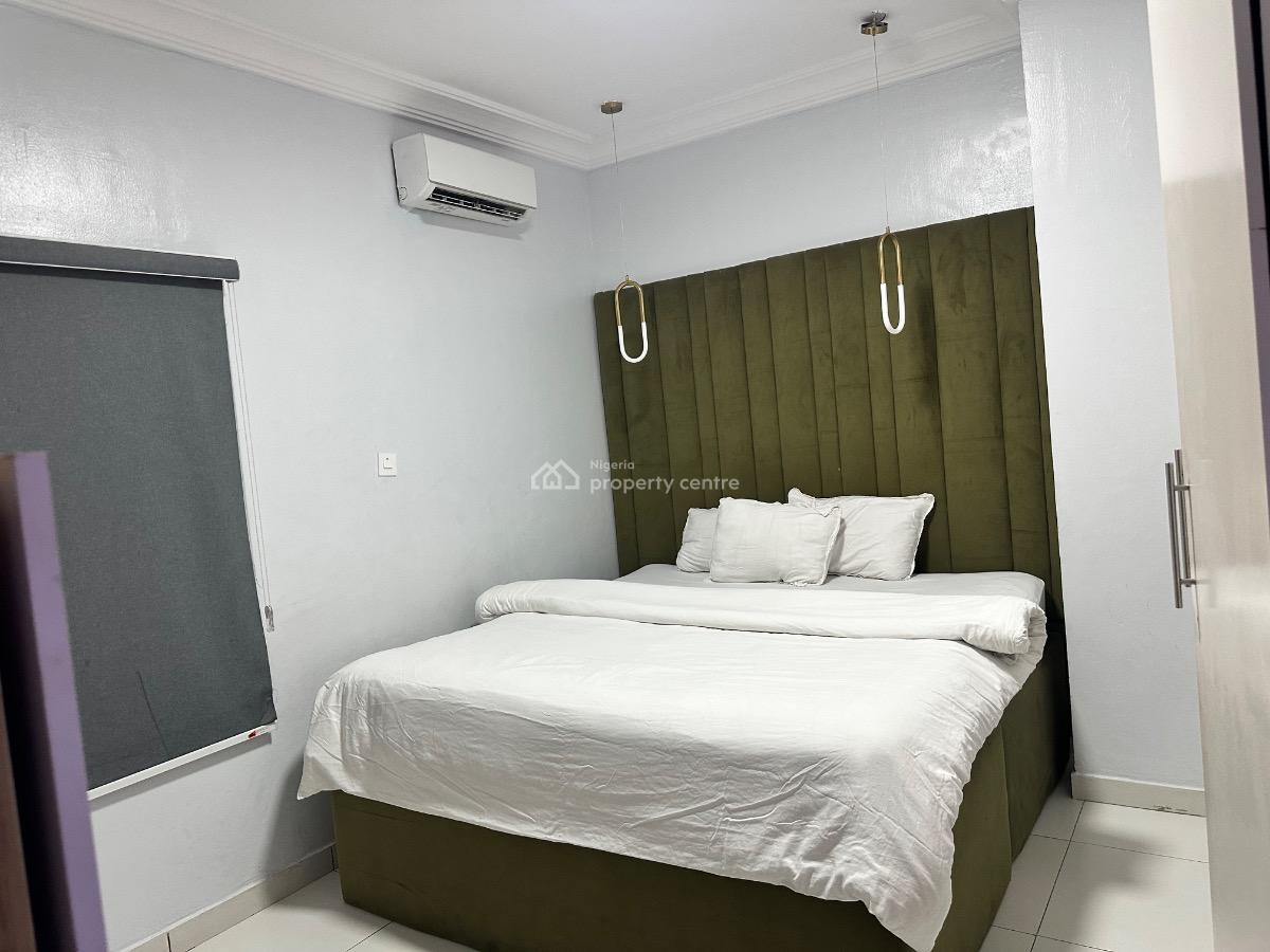 Luxury 2 Bedroom, Olubunmi Owa Off Admiralty Way, Lekki Phase 1, Lekki, Lagos, Flat / Apartment Short Let