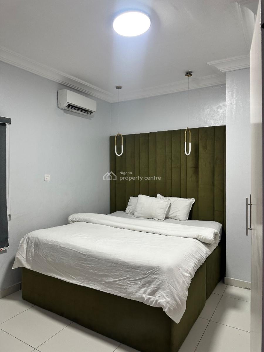Luxury 2 Bedroom, Olubunmi Owa Off Admiralty Way, Lekki Phase 1, Lekki, Lagos, Flat / Apartment Short Let