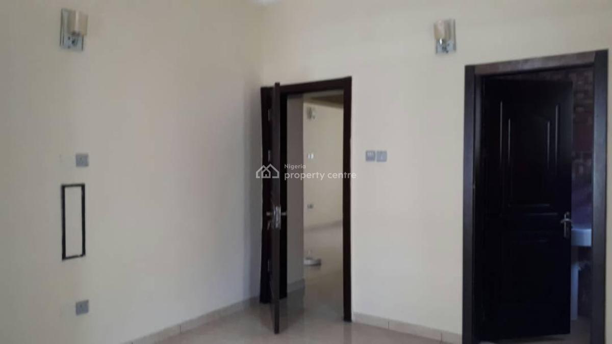 Newly Renovated 5 Bedrm Fully Detached Duplex Wt Bq in a Secure Estate, Ikota, Lekki, Lagos, Detached Duplex for Rent