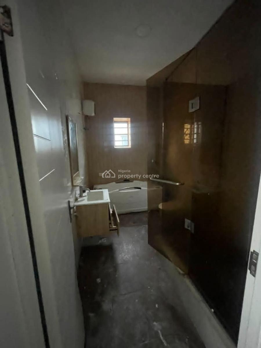 Sharp 4 Bedroom Terrace Duplex in Ikota, Ikota, Ikota, Lekki, Lagos, Flat / Apartment for Rent