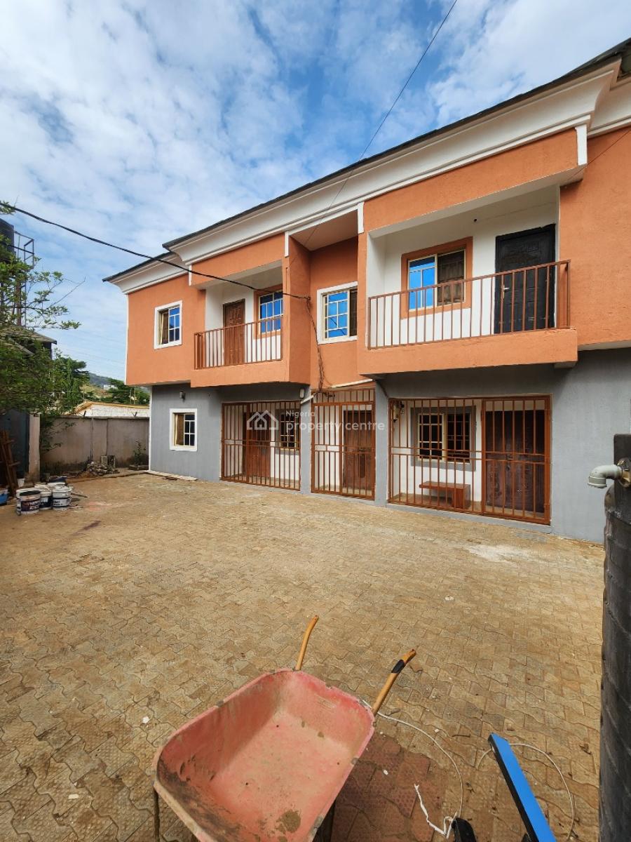 Luxury Two Bedroom Block of Flat, Dawaki District, Dawaki, Gwarinpa, Abuja, Flat / Apartment for Rent