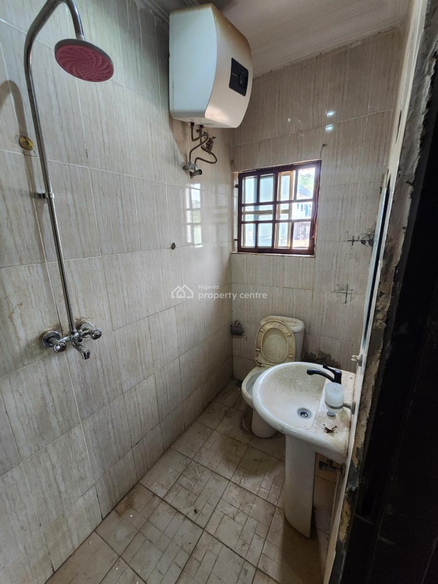 Luxury Two Bedroom Block of Flat, Dawaki District, Dawaki, Gwarinpa, Abuja, Flat / Apartment for Rent