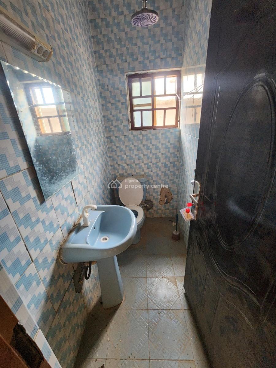 Luxury Two Bedroom Block of Flat, Dawaki District, Dawaki, Gwarinpa, Abuja, Flat / Apartment for Rent