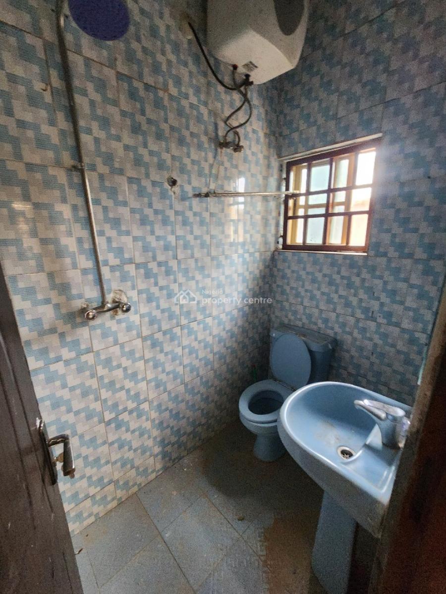 Luxury Two Bedroom Block of Flat, Dawaki District, Dawaki, Gwarinpa, Abuja, Flat / Apartment for Rent