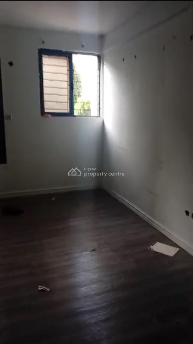 Strategic 30sqm Shop/office Space, Gwarinpa, Abuja, Plaza / Complex / Mall for Rent