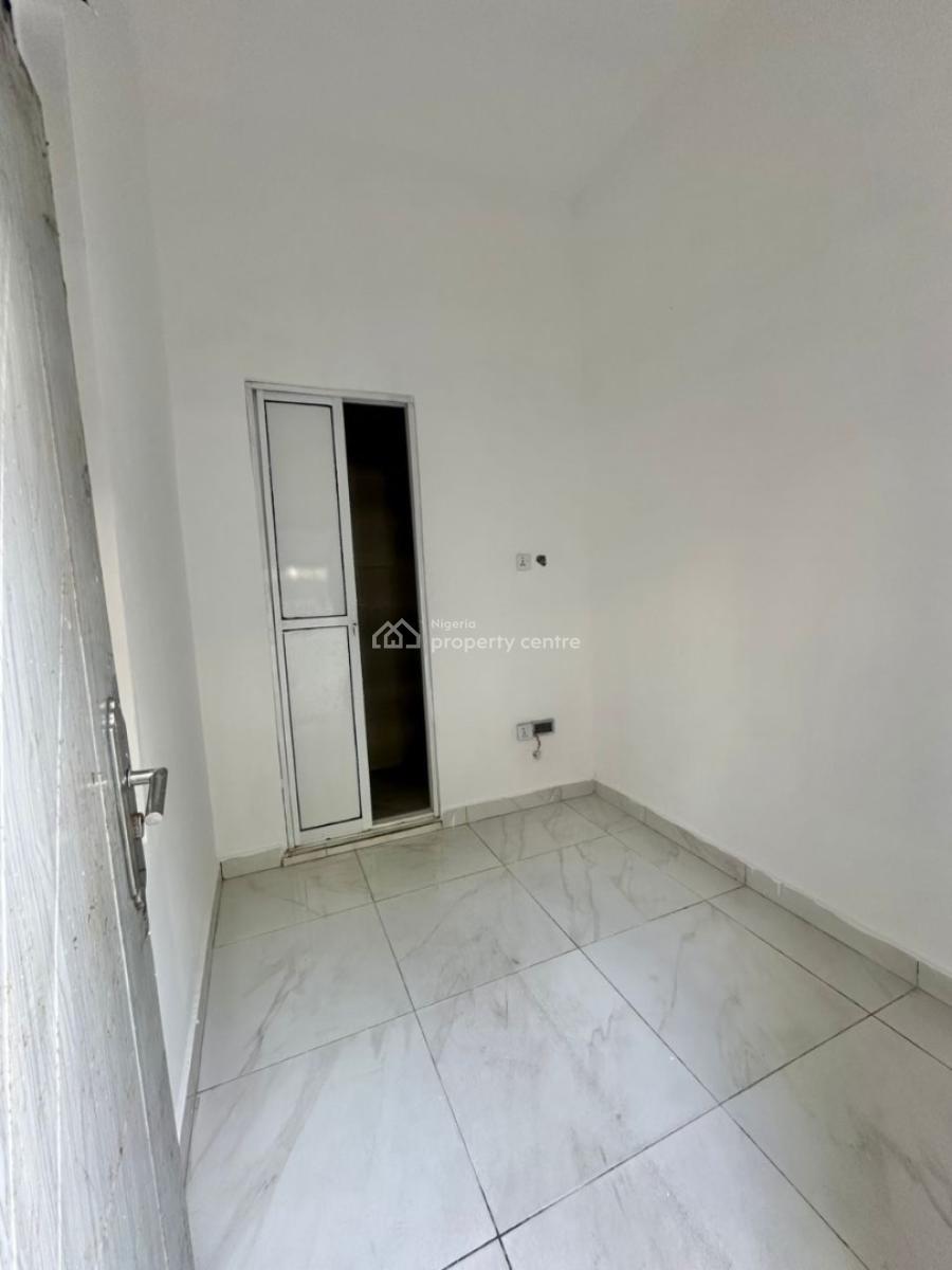 Boys Quarters, Canal West Estate, Osapa, Lekki, Lagos, Self Contain (single Rooms) for Rent