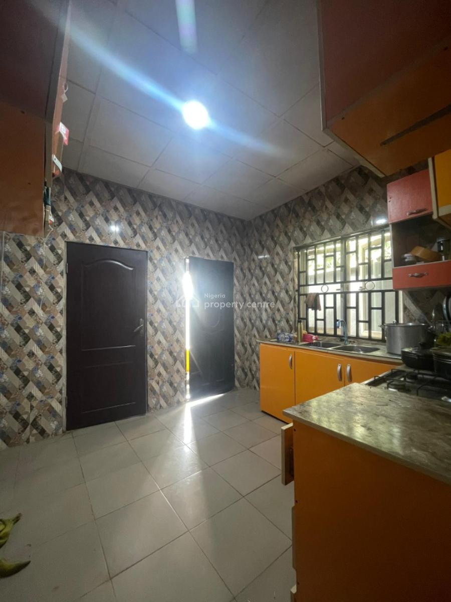 3 Bedroom Bungalow with a Bq, Wuramart Supermarket Axis Oba Ile, Akure, Ondo, Detached Bungalow for Sale