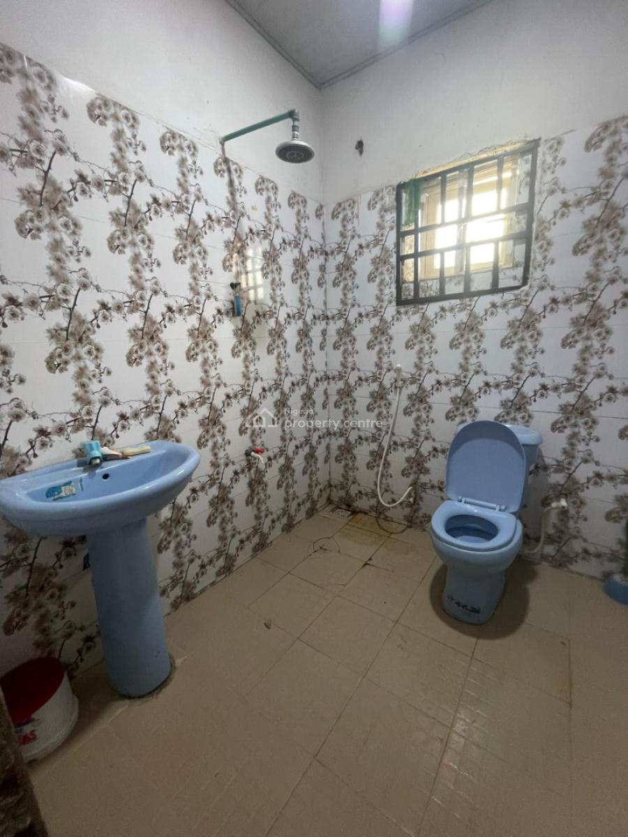 3 Bedroom Bungalow with a Bq, Wuramart Supermarket Axis Oba Ile, Akure, Ondo, Detached Bungalow for Sale