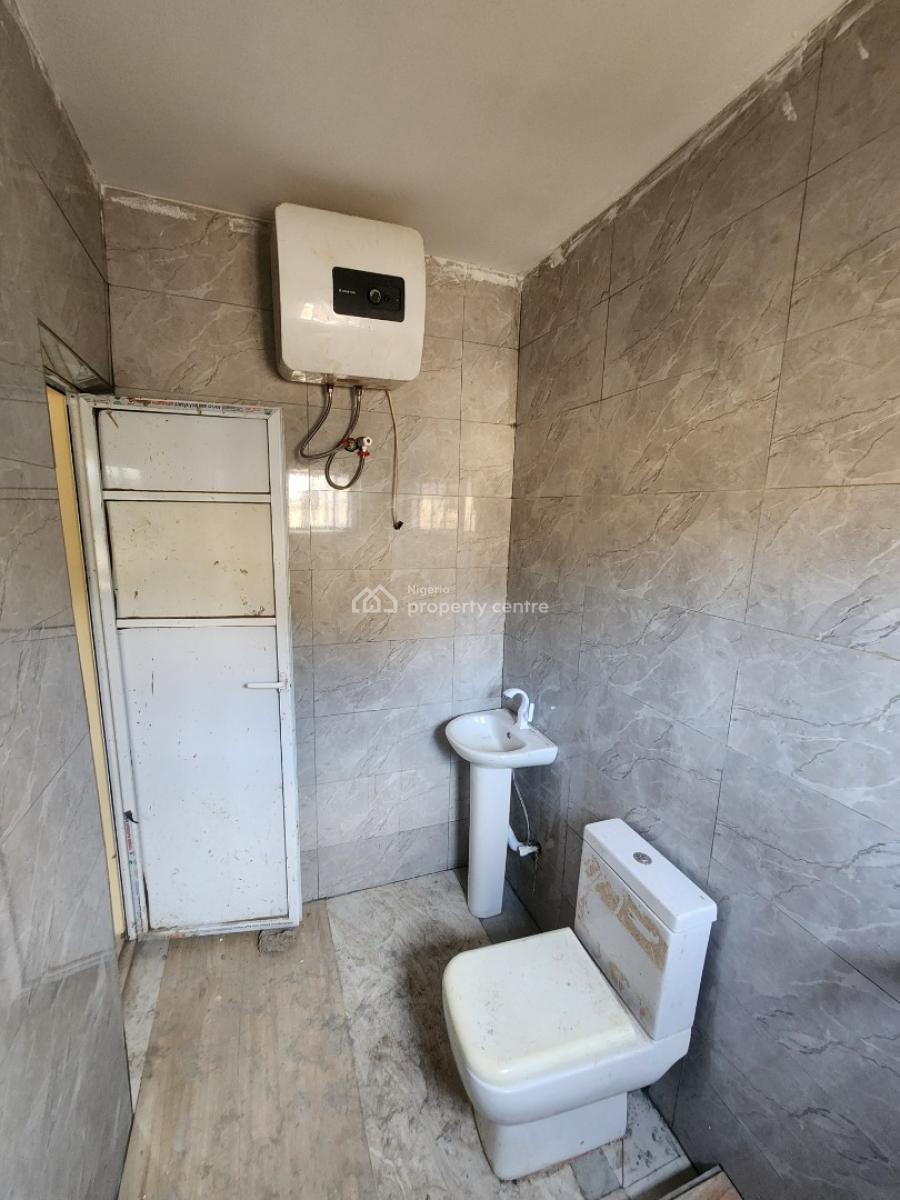 Newly Built One Bedroom Block of Flat, Dawaki District, Dawaki, Gwarinpa, Abuja, Flat / Apartment for Rent