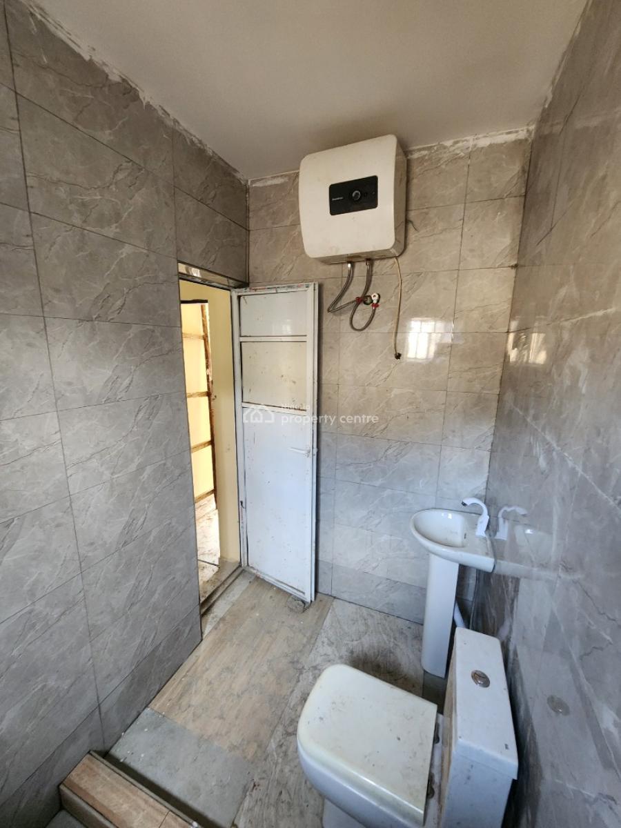 Newly Built One Bedroom Block of Flat, Dawaki District, Dawaki, Gwarinpa, Abuja, Flat / Apartment for Rent