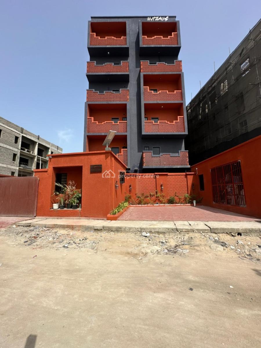 Classy & Spacious 3 Bedroom Apartment, Lekki Phase 1, Lekki, Lagos, Flat / Apartment for Sale