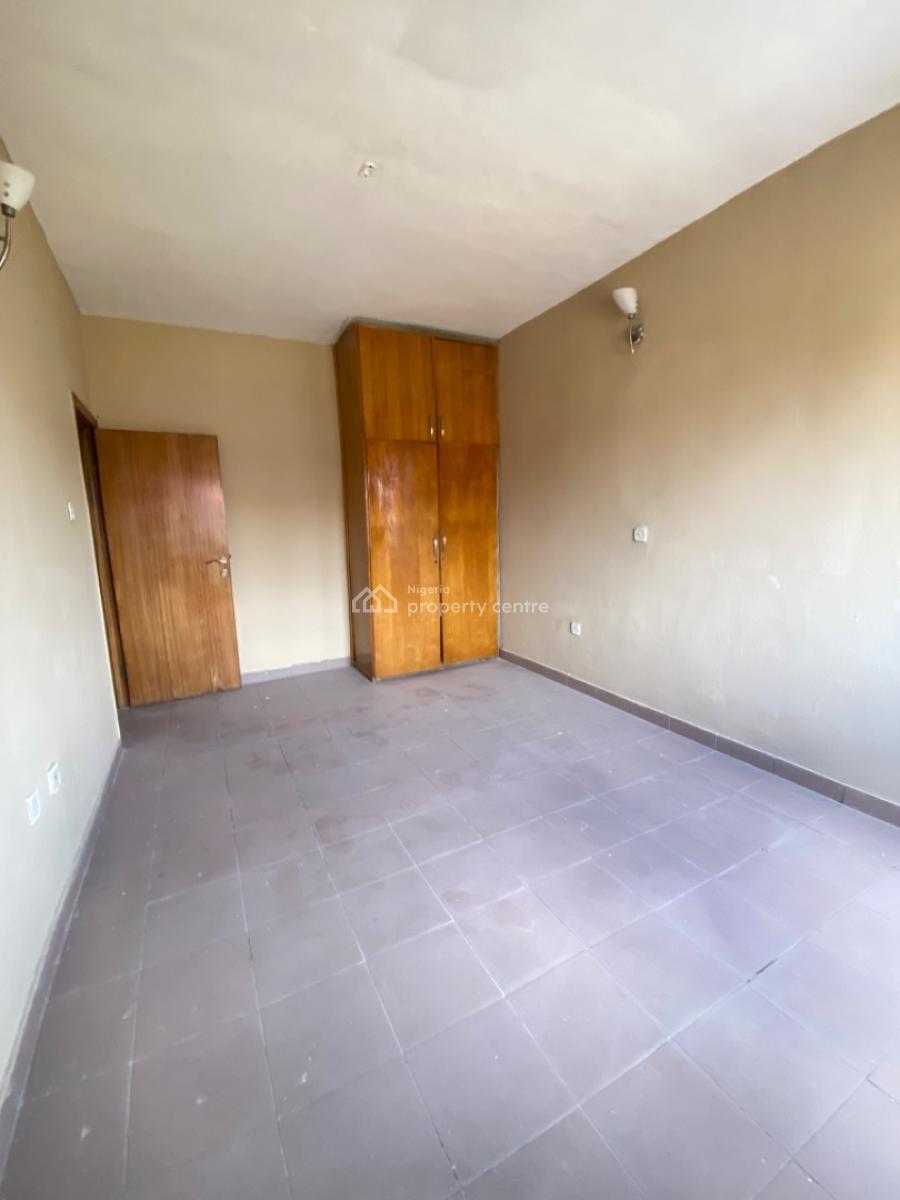 Elegant 3 Bedroom Spacious Apartment with Bq Available, Lekki Phase 1, Lekki, Lagos, Flat / Apartment for Rent
