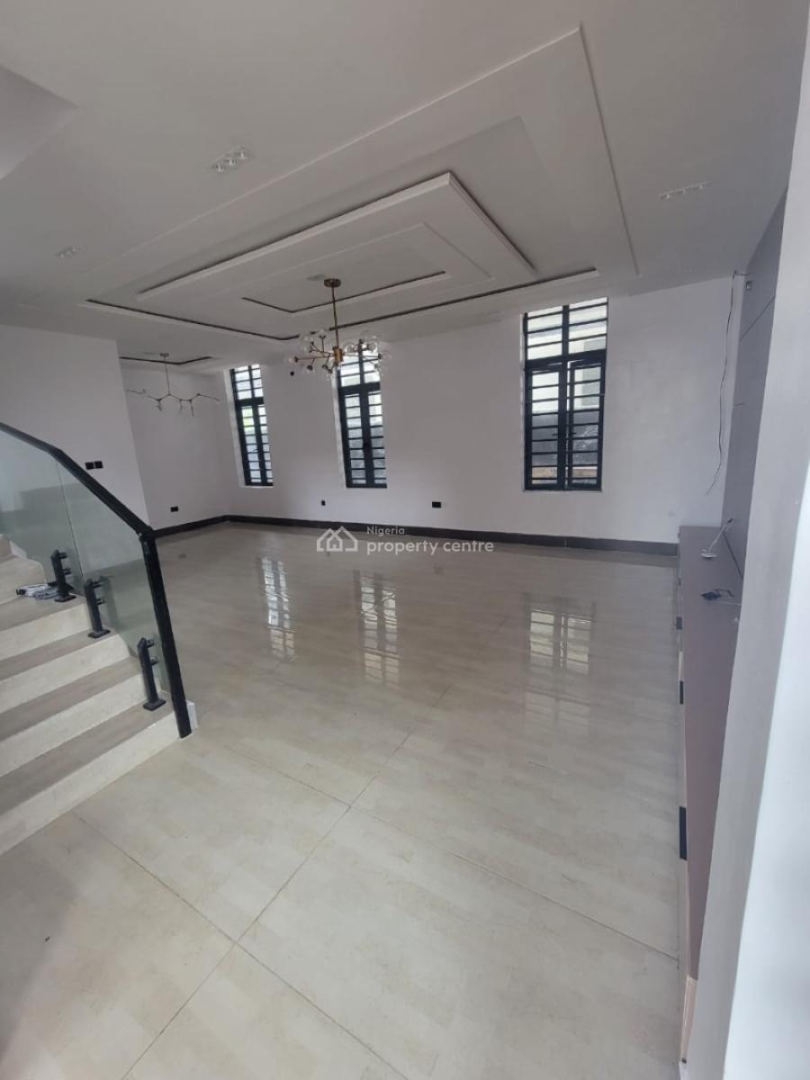 Spacious 5 Bedroom Fully Detached Duplex with Bq, Lekki Phase 1, Lekki, Lagos, Detached Duplex for Sale