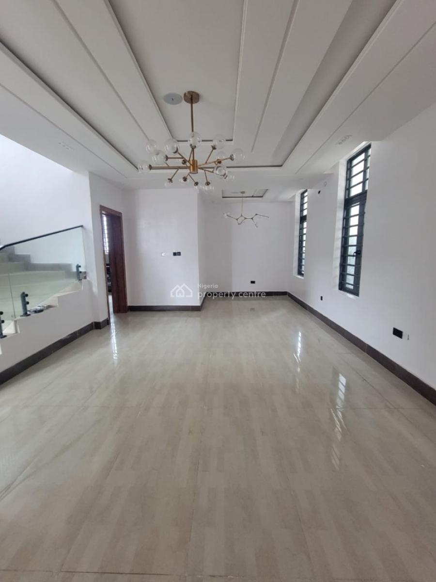 Spacious 5 Bedroom Fully Detached Duplex with Bq, Lekki Phase 1, Lekki, Lagos, Detached Duplex for Sale