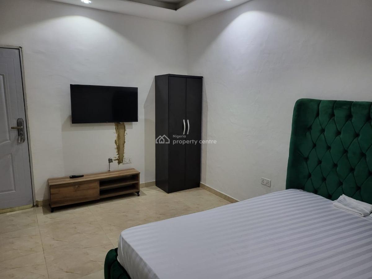 Spacious Studio Apartment, Town Planning Way, Ilupeju, Lagos, Self Contain (single Rooms) Short Let