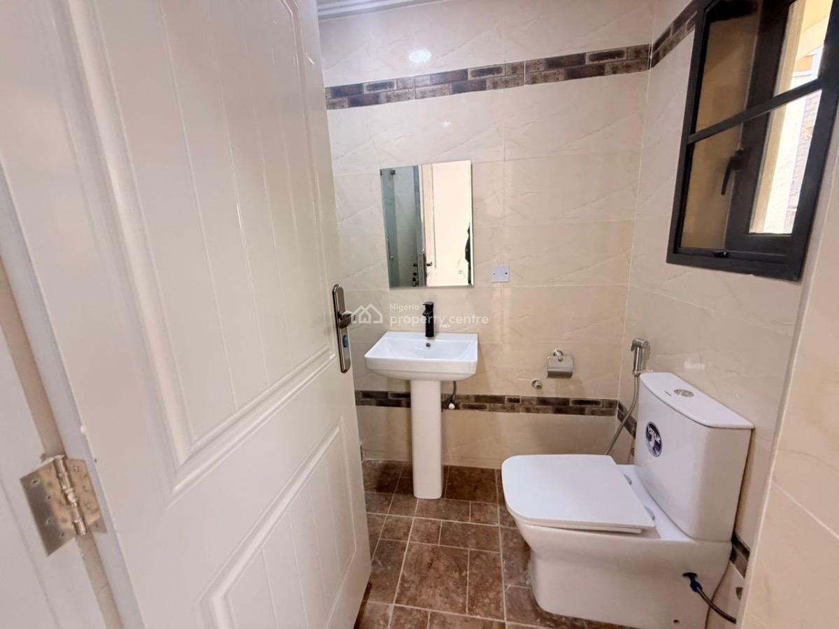 3 Bedroom with Bq, Katampe, Abuja, Block of Flats for Sale
