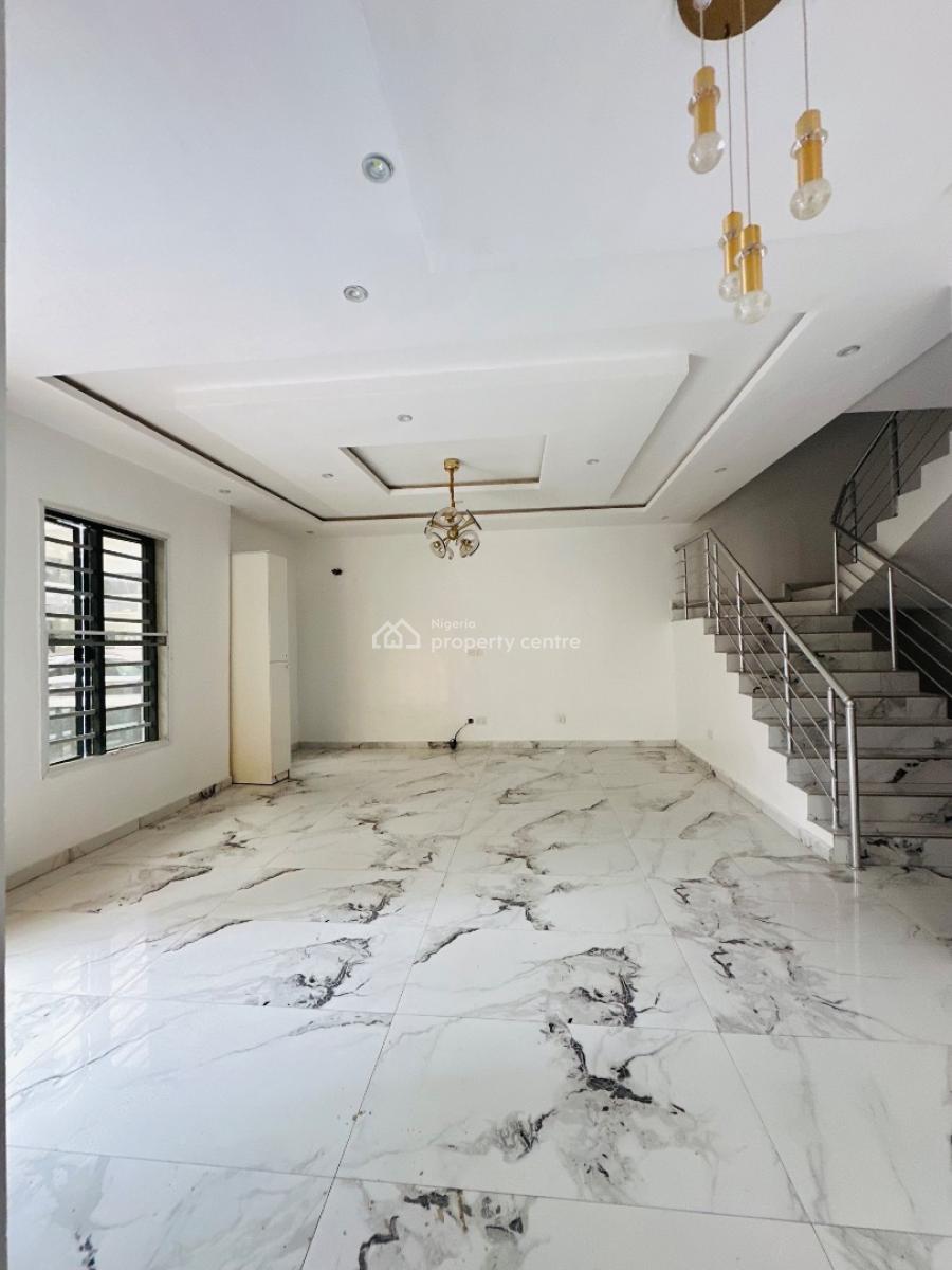 Very Spacious 5 Bedroom Terraced Duplex with Bq, Lekki Phase 1, Lekki, Lagos, Terraced Duplex for Rent