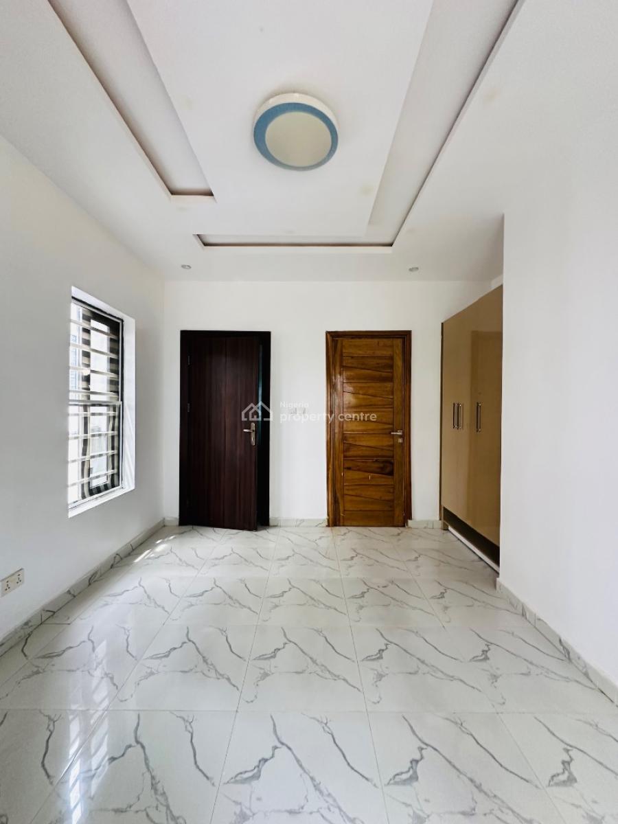 Very Spacious 5 Bedroom Terraced Duplex with Bq, Lekki Phase 1, Lekki, Lagos, Terraced Duplex for Rent