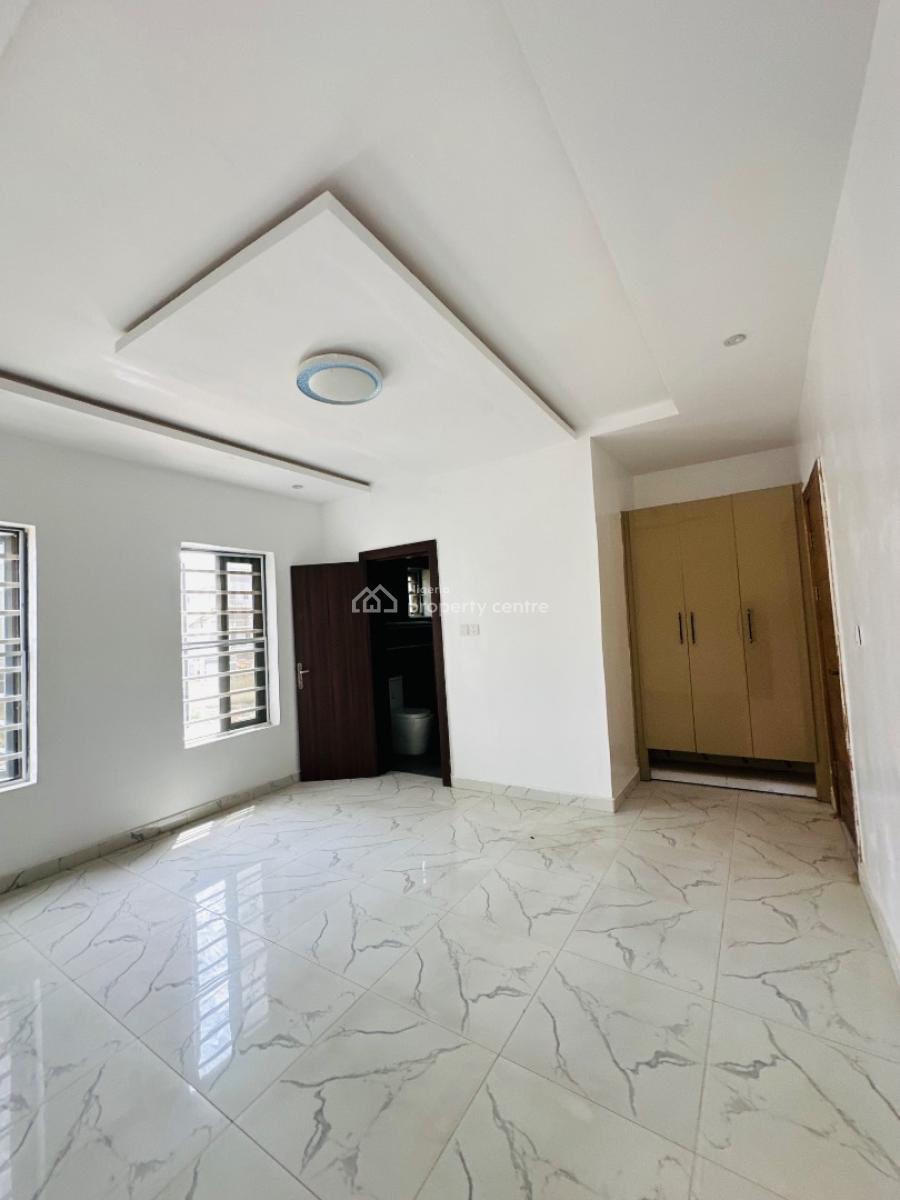 Very Spacious 5 Bedroom Terraced Duplex with Bq, Lekki Phase 1, Lekki, Lagos, Terraced Duplex for Rent