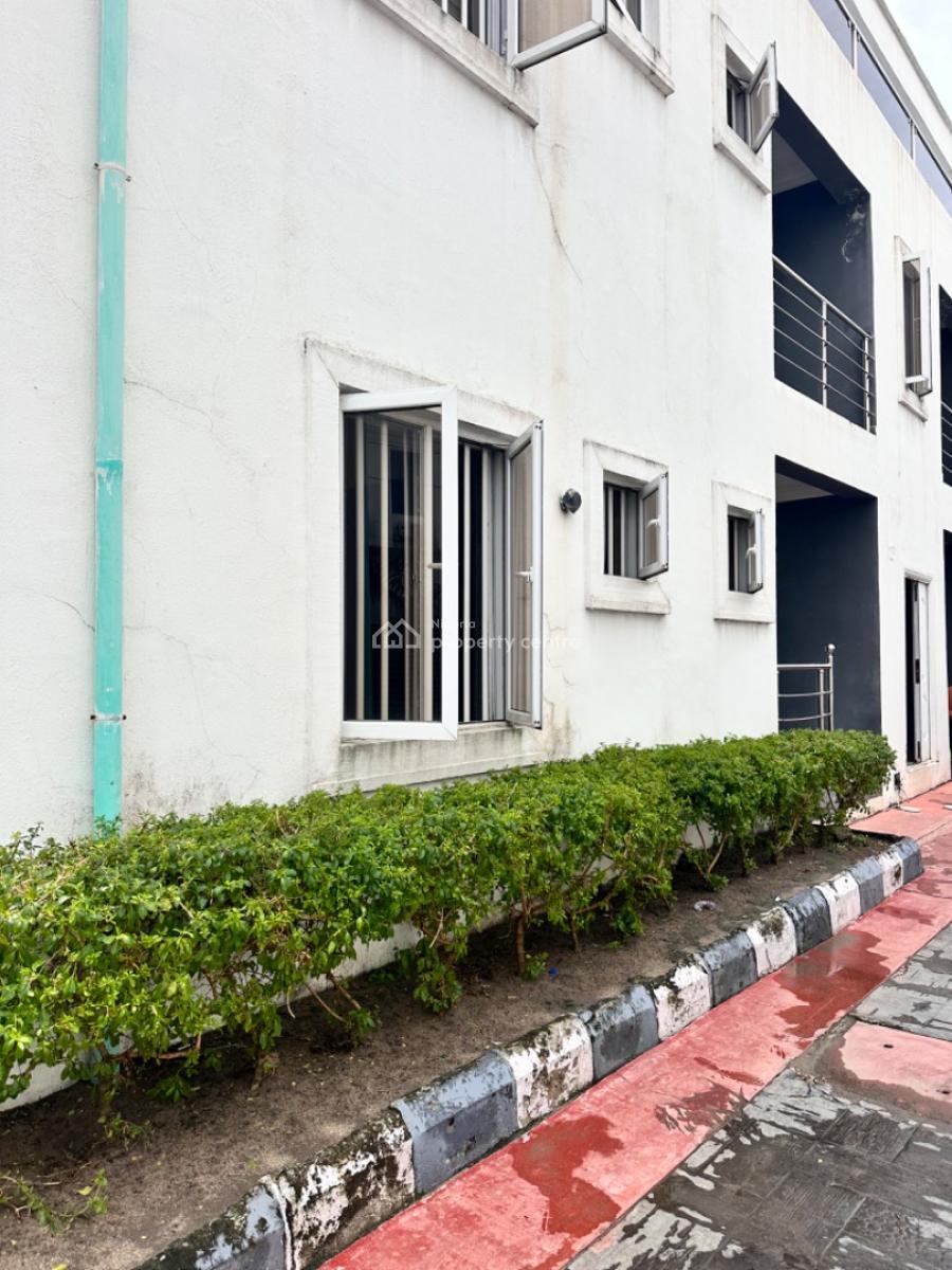 Clean and Spacious 2bedroom Apartment, Orchid Road By Chevron Toll Gate, Lekki, Lagos, Terraced Bungalow for Rent