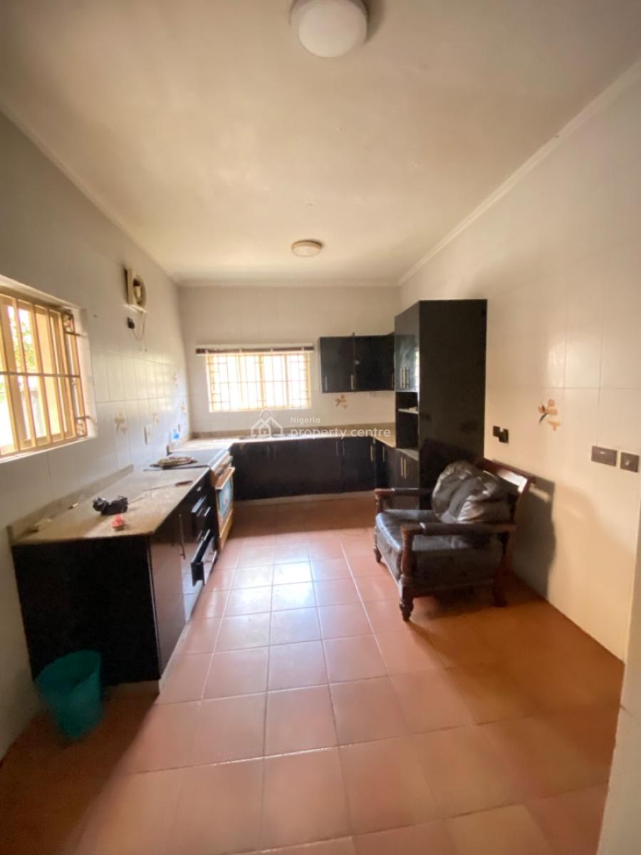Spacious 4 Bedroom Semi Detached Duplex with 2 Rooms Bq Available, Lekki Phase 1, Lekki, Lagos, Semi-detached Duplex for Rent