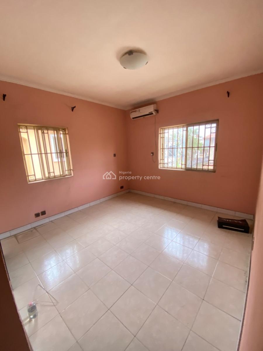 Spacious 4 Bedroom Semi Detached Duplex with 2 Rooms Bq Available, Lekki Phase 1, Lekki, Lagos, Semi-detached Duplex for Rent