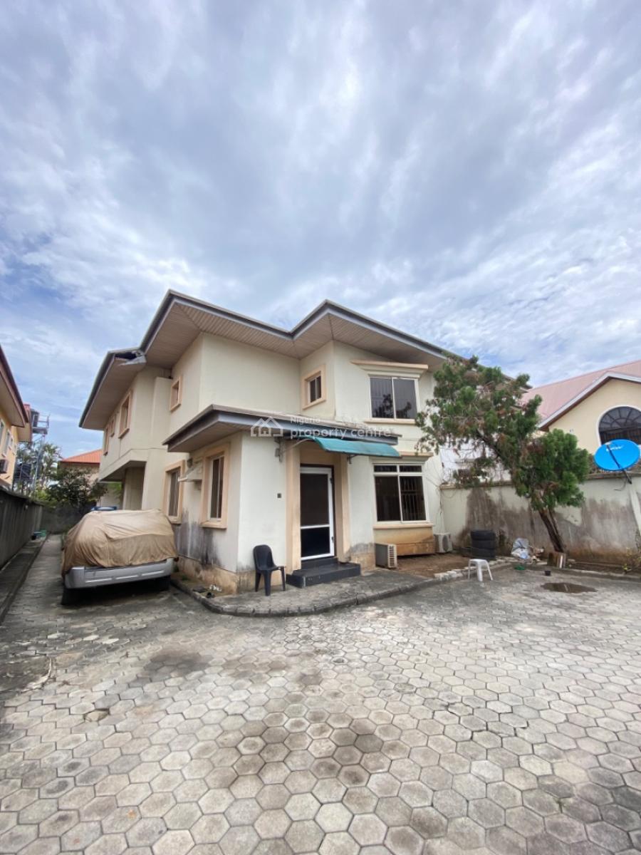 Spacious 4 Bedroom Semi Detached Duplex with 2 Rooms Bq Available, Lekki Phase 1, Lekki, Lagos, Semi-detached Duplex for Rent