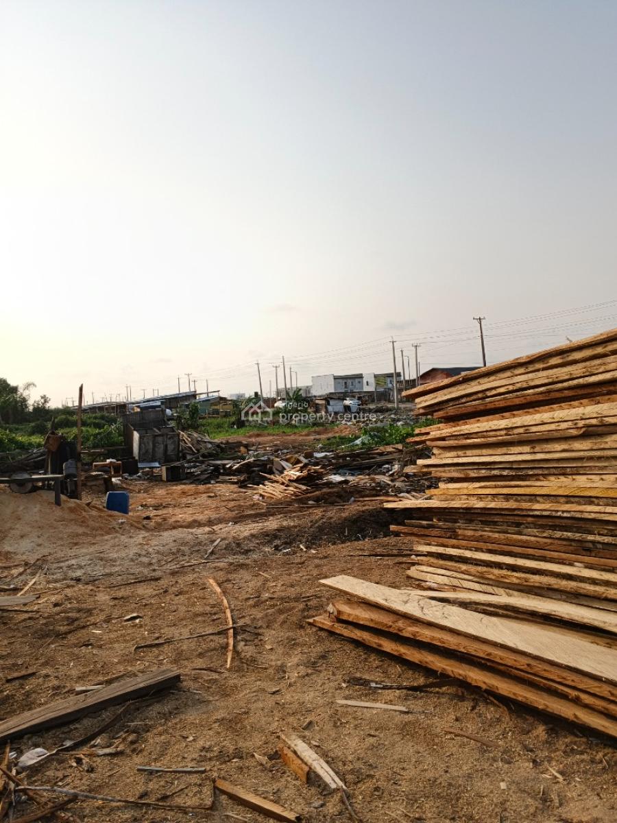 1410sqm Corner Piece Land Facing Admiralty Way Lekki Phase 1, Lekki Phase 1, Lekki, Lagos, Mixed-use Land for Sale