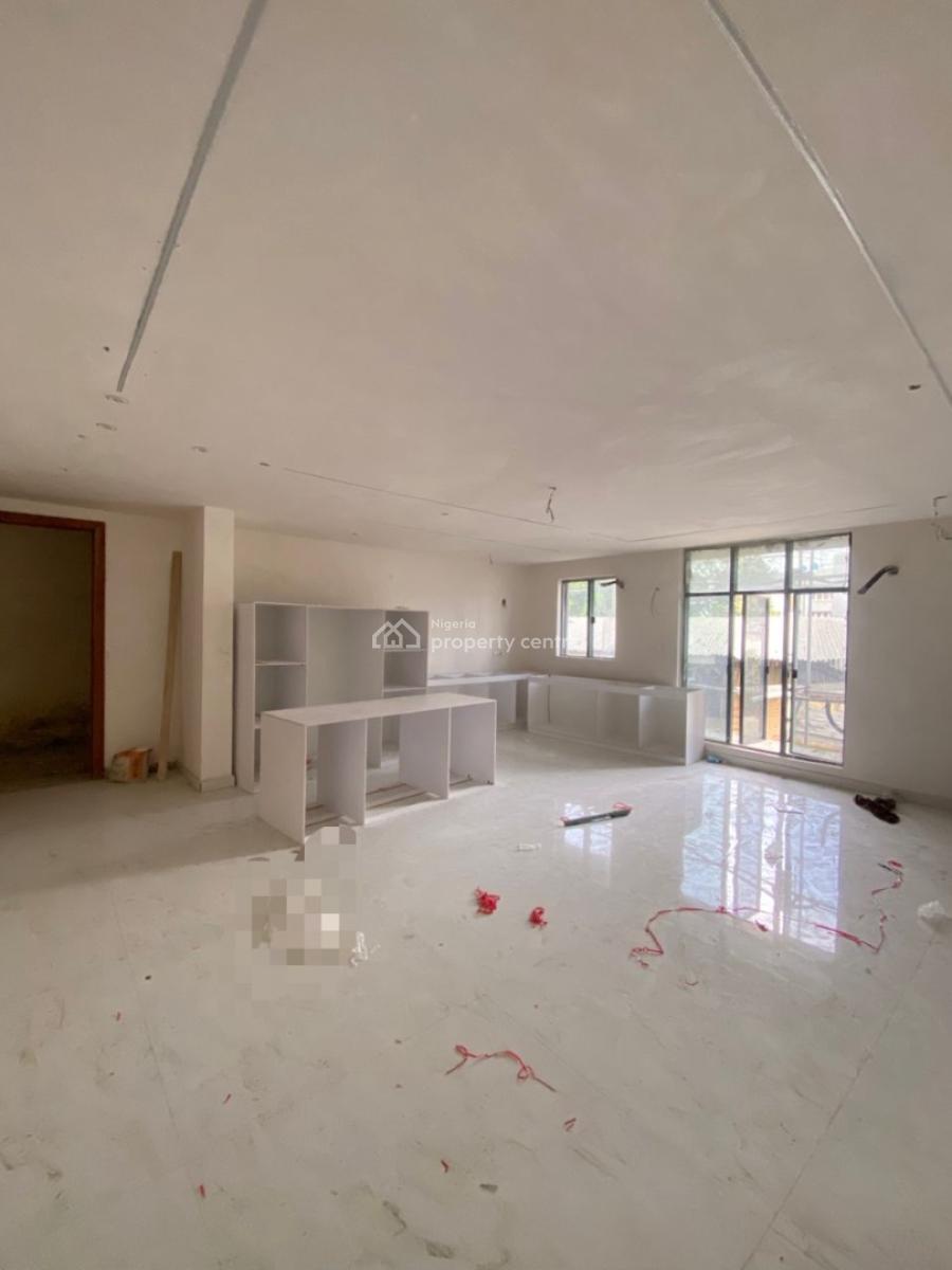 an Investment- Worthy 2 Bedroom Apartment + Elevator, Pool, Victoria Island (vi), Lagos, Flat / Apartment for Sale
